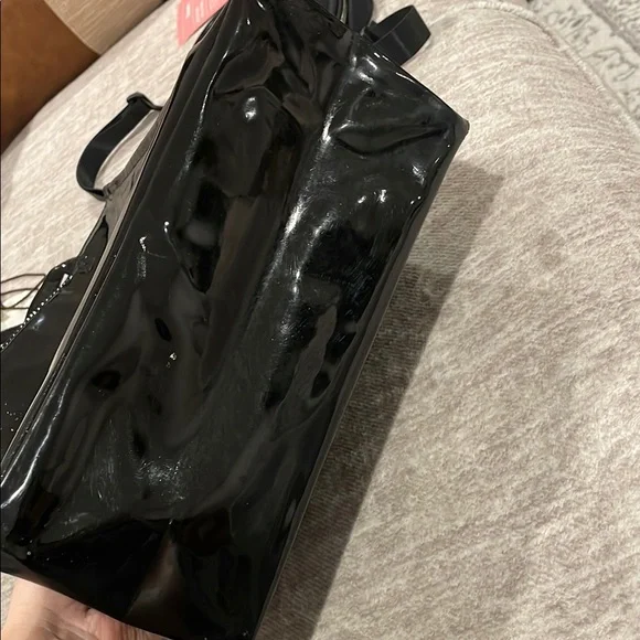 THE PALM DUBAI Black Atlantis Tote Bag - Picture 3 of 6